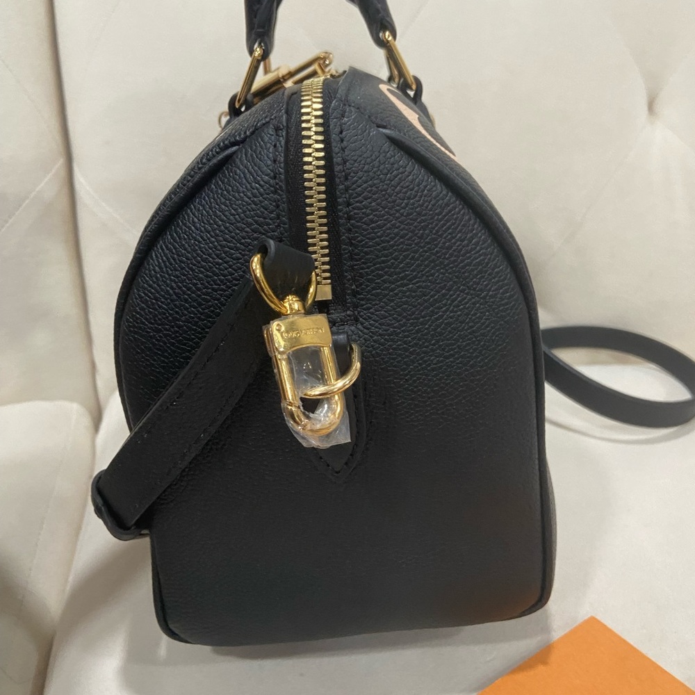 NEW🔥Louis Vuitton Speedy 25 Bandoulière Empreinte Bag - Picture 8 of 15